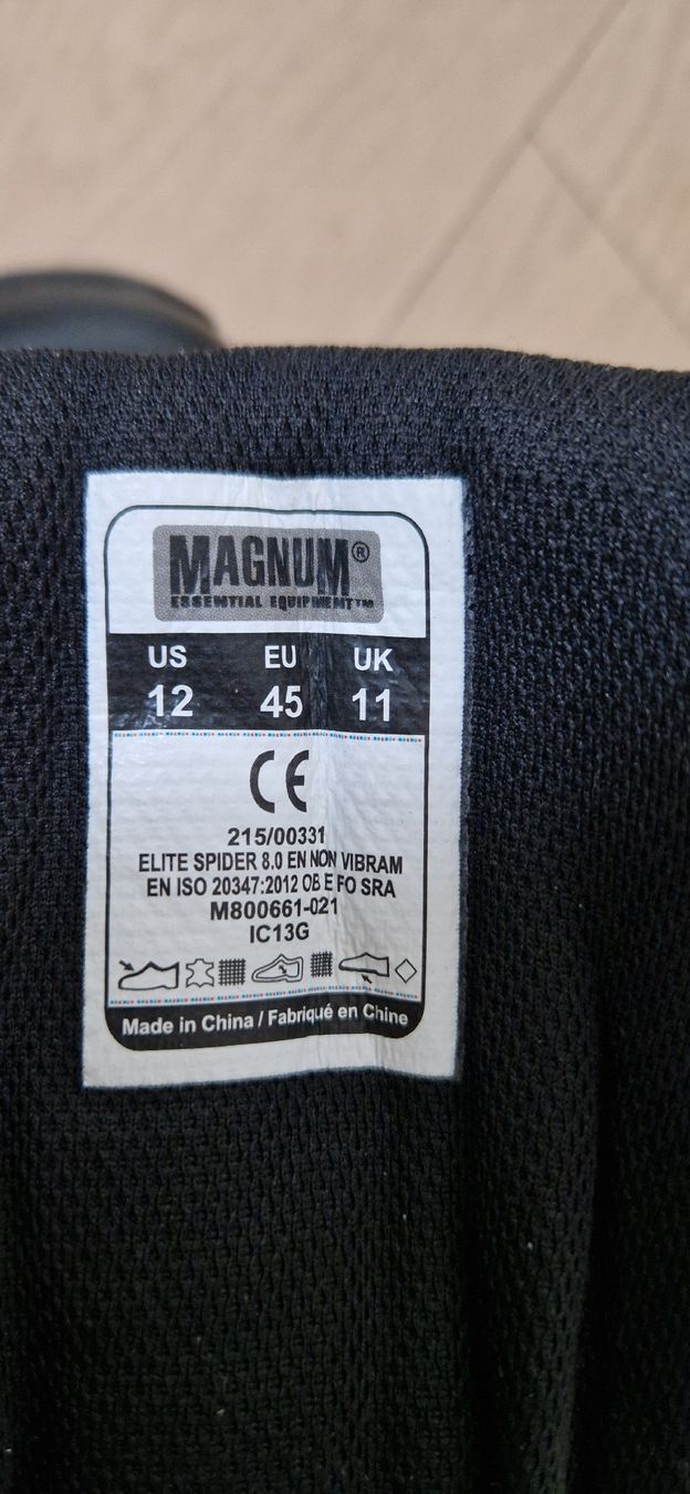 Magnum Scarpe da uomo: Magnum Elite Spider 8.0 Size 45 – Nuovo (secondo la descrizione) da Le Landeron venduto da Isotoxin 1