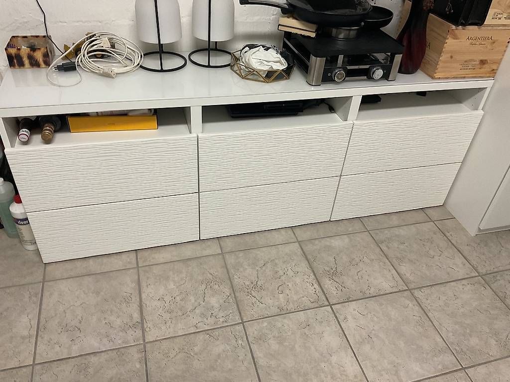 Ikea TV Möbel: Ikea Besta TV Möbel Fernsehmöbel Sideboard 180cm – Gebraucht aus Adliswil von Foxmoulder