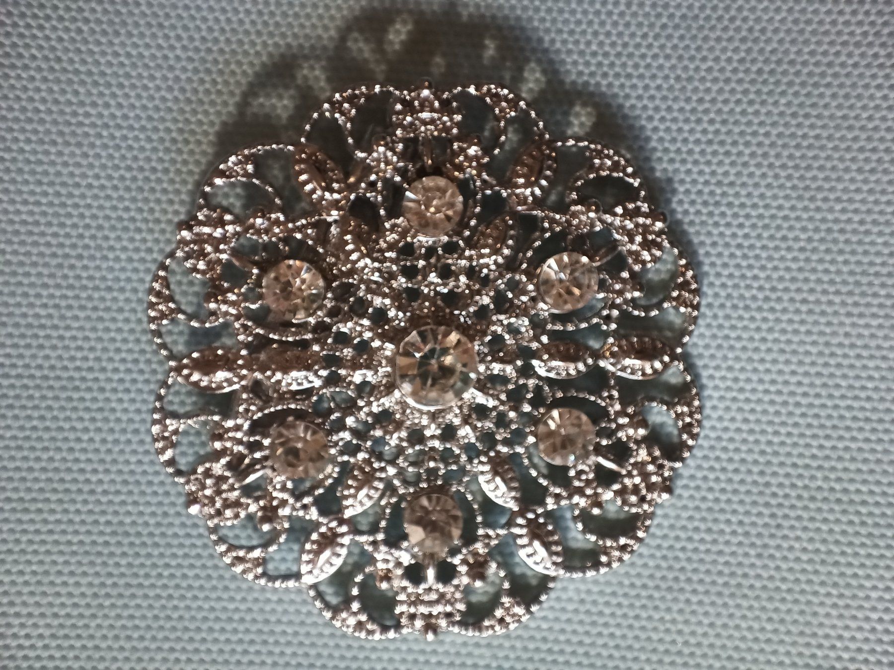 Spille & Fermagli: Versilbert Filigrane Brosche / broche filigrane argentée – Nuovo (secondo la descrizione) da Genève venduto da Mercedest7 1