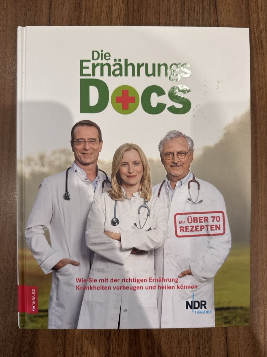 Bücher: Die Ernährungs Docs Buch – Gebraucht aus Gossau ZH von Phelsuma01