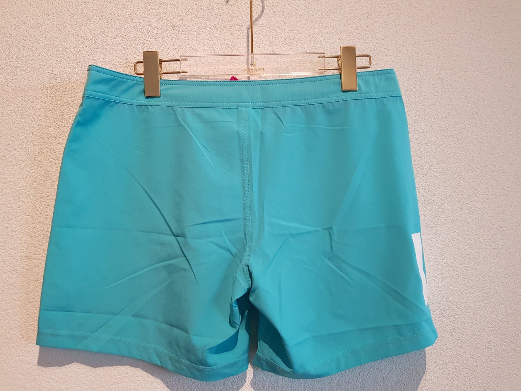 Pantaloni: HOWZIT - Shorts Taille XL  NEUFS – Usato da Haute-Nendaz venduto da DetoutDerien 4