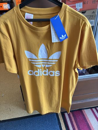 Adidas T-Shirt gelb Grösse 176 mit Etikett