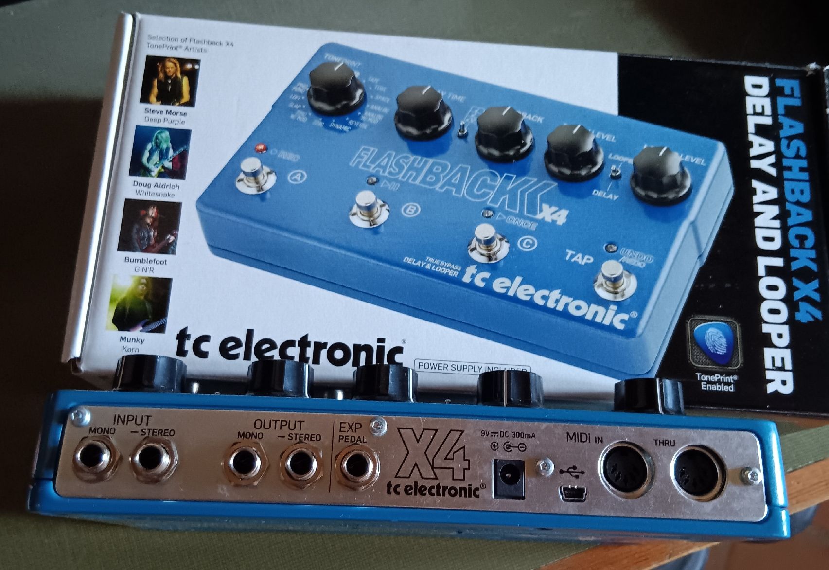 Musikinstrumente: TC Electronic Flashback X4 Delay Looper – Gebraucht aus Bad Zurzach von BG1 2