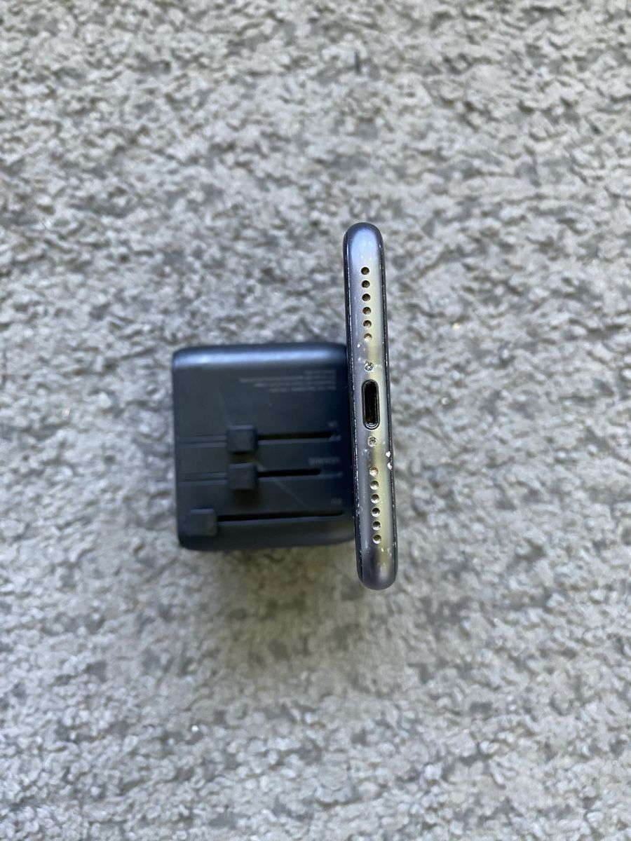 Apple Telefoni cellulari / Smartphones: iPhone 8, 64GB, Noir Sidéral - N.8 – Usato da Genève venduto da eth_6qs6 6