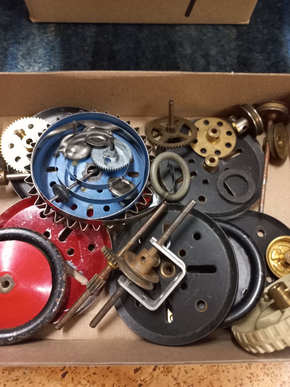 Meccano Giocattoli: Bastlerware:  Pneus und Meccano – Usato da Ammerswil AG venduto da savinir 1