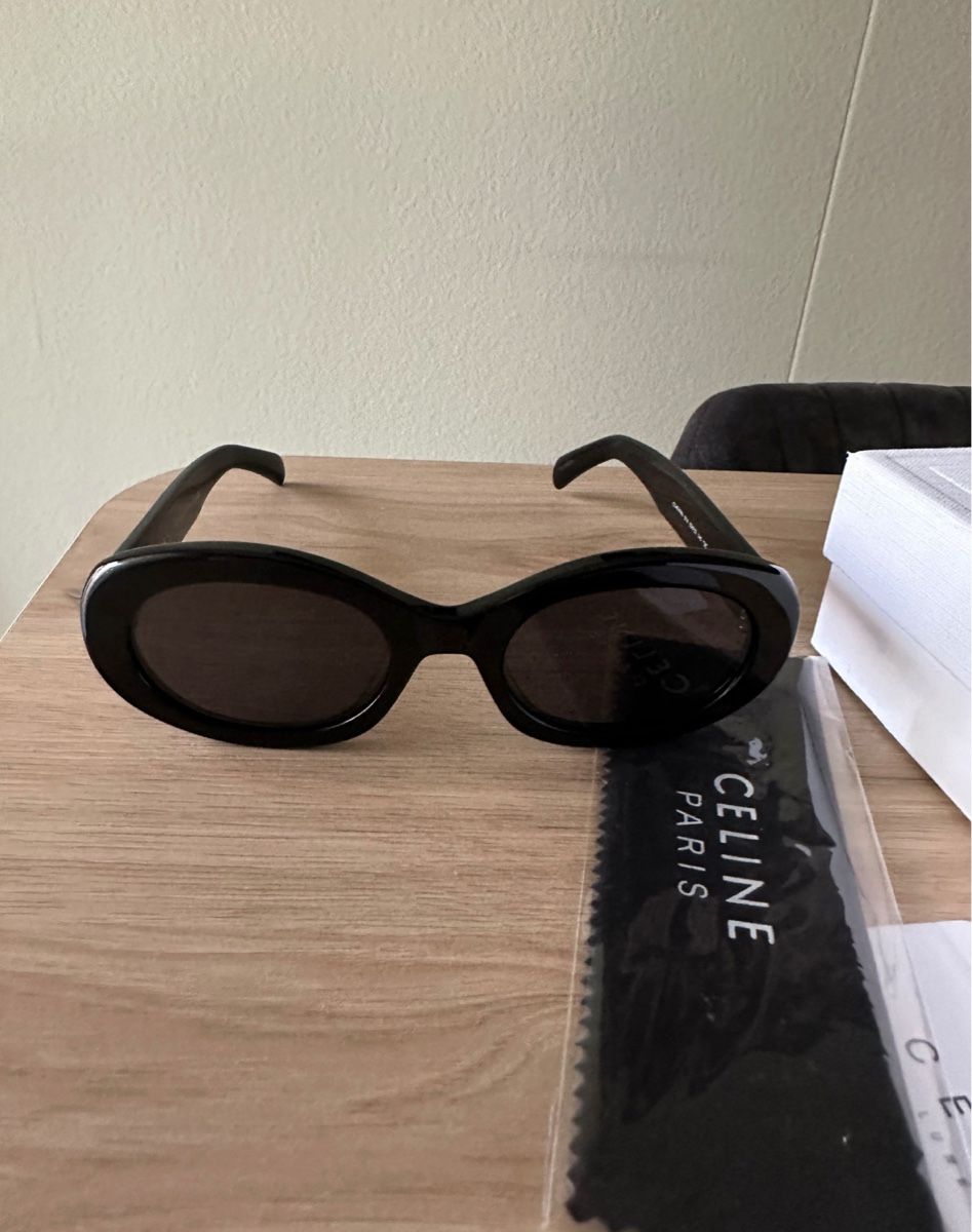 Celine Lunettes & Verres: Sonnenbrille Celine CL40194U – D'occasion à Zürich par sanela1122 1
