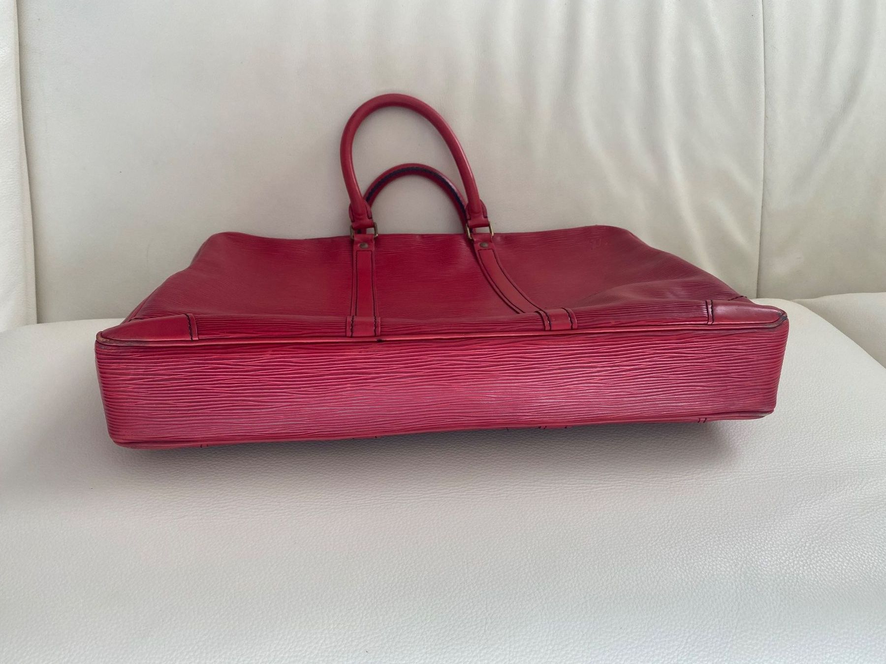 Louis Vuitton Borse: MOST WANTED - LOUIS VUITTON PORTE DOCUMENTS VOYAGE – Usato da Winkel venduto da ferrari2022 3