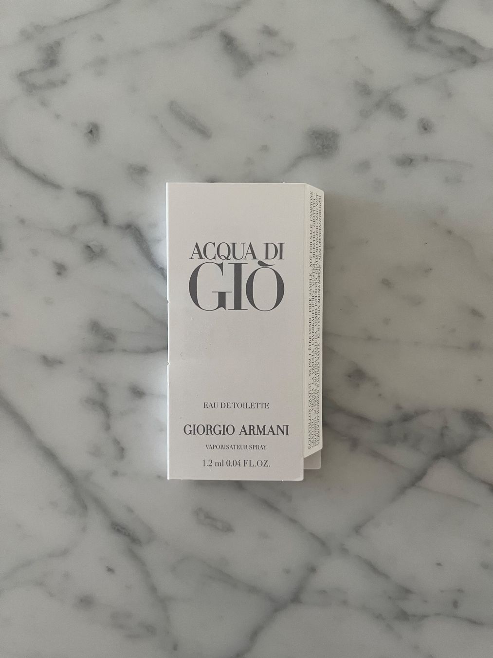 Profumi & Eau de Toilette: Giorgio Armani - Acqua di Gio 1.2ml Sample – Nuovo e nell'imballaggio originale da Wetzikon ZH venduto da MW.S
