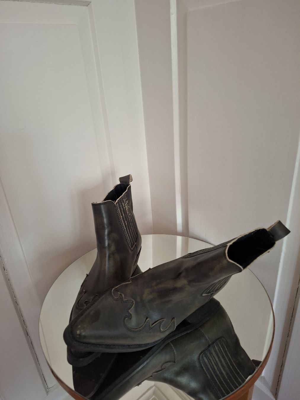 Scarpe da donna: Western Boots Leder dunkelgrau – Usato da Zürich venduto da evelaboum 1