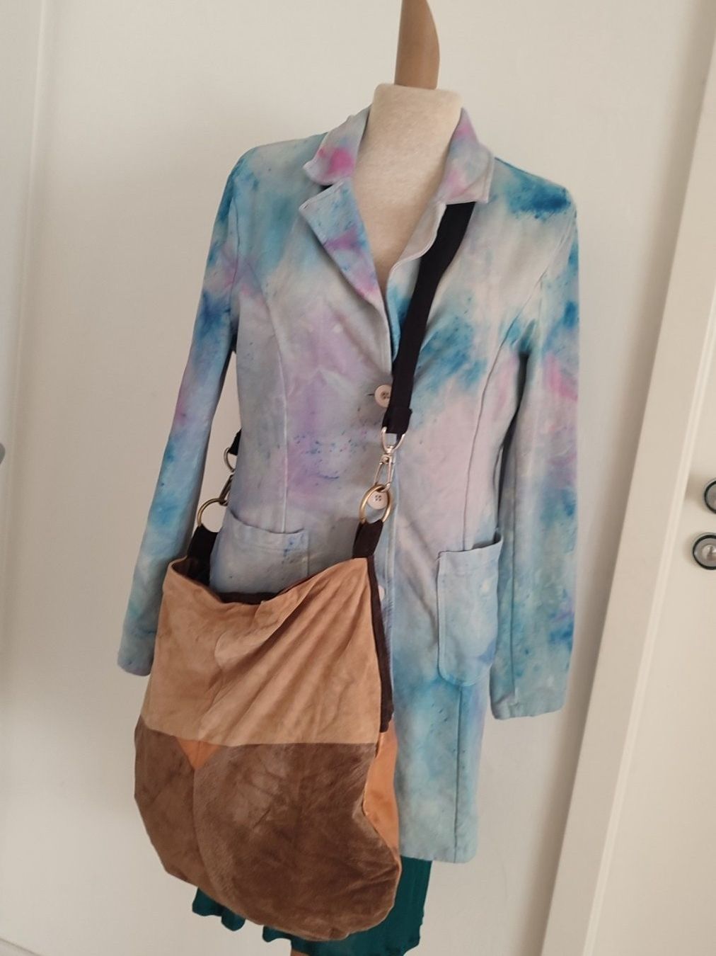 Taschen für Damen: Leder Tasche – Neu (gemäss Beschreibung) aus Bellikon von MellonCollieMitTwint