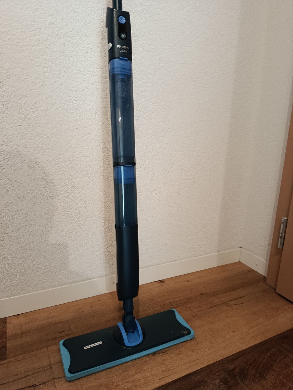 Tutte le macchine: Philips Oneup 5000 Series mit Garantie – Nuovo (secondo la descrizione) da Thörigen venduto da nailik.1994
