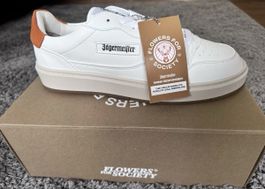 Jägermeister sneaker 2026, neu und ungetragen