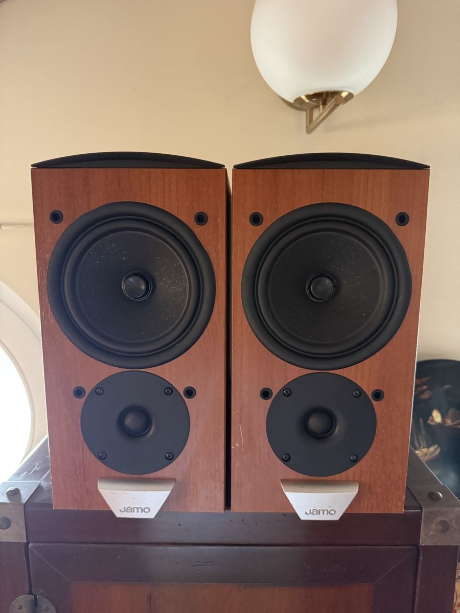 Jamo Casse acustiche: Jamo E800 speakers - very good condition  – Usato da Veyrier venduto da Elenevskiy 1