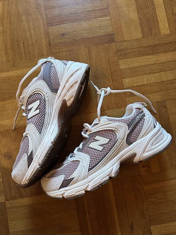 Herrenschuhe: New Balance U530 bisque Grösse 39.5 – Gebraucht aus Chur von LeyDi.Lela