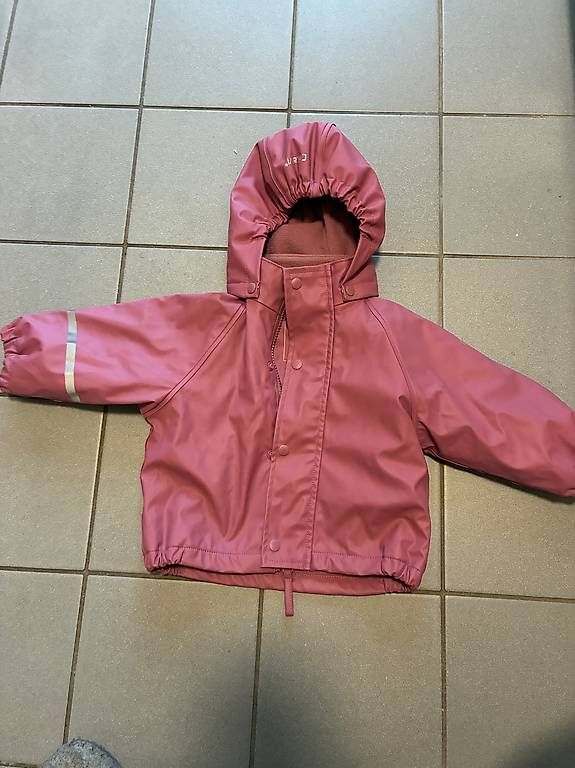 Jacken & Mäntel: CeLaVi Regenjacke 74 – Gebraucht aus Zürich von Anastasia86