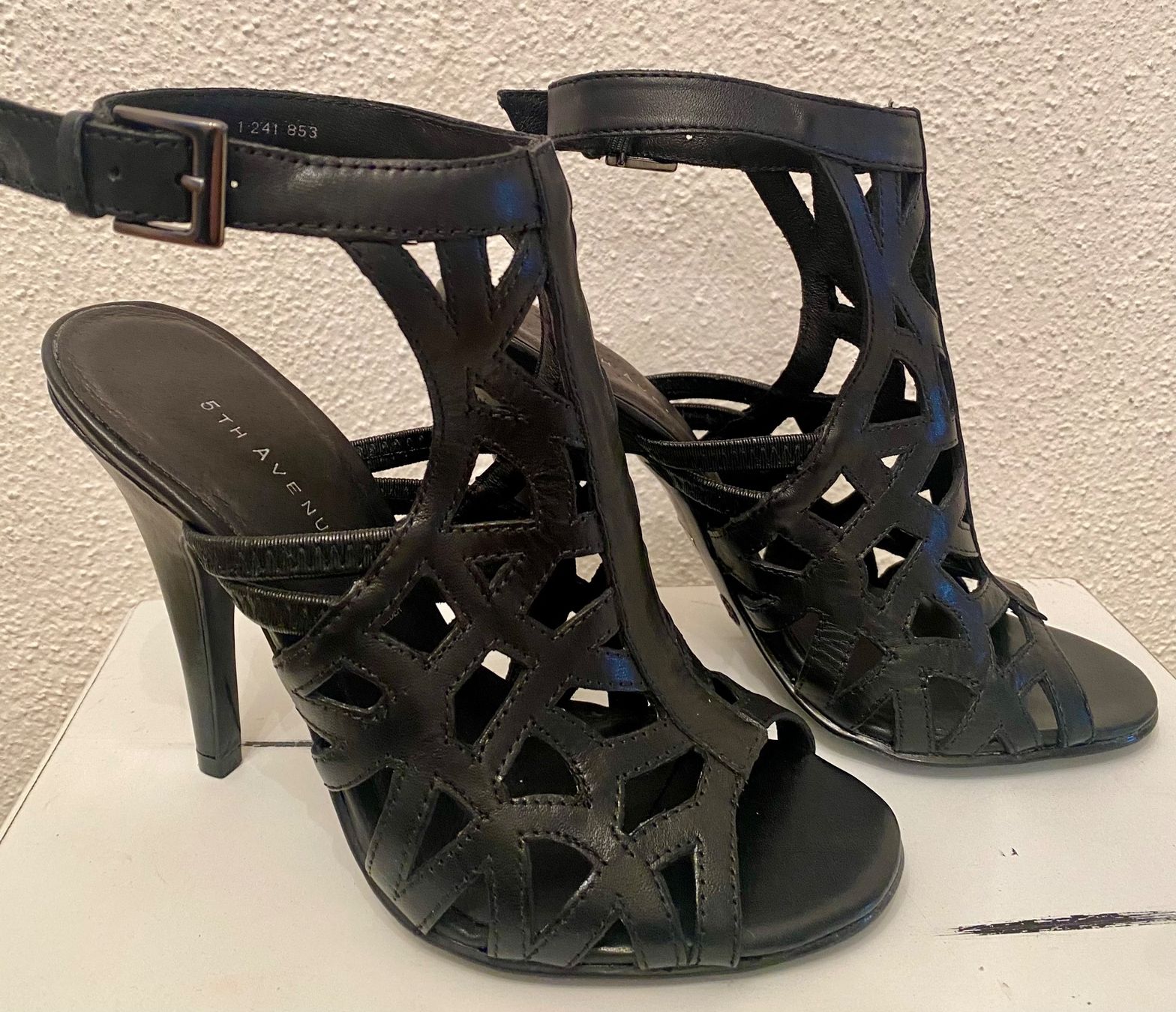 Scarpe da donna: Schuhe in Schwarz, Gr. 38, Neu – Nuovo (secondo la descrizione) da Zürich venduto da Maria2021