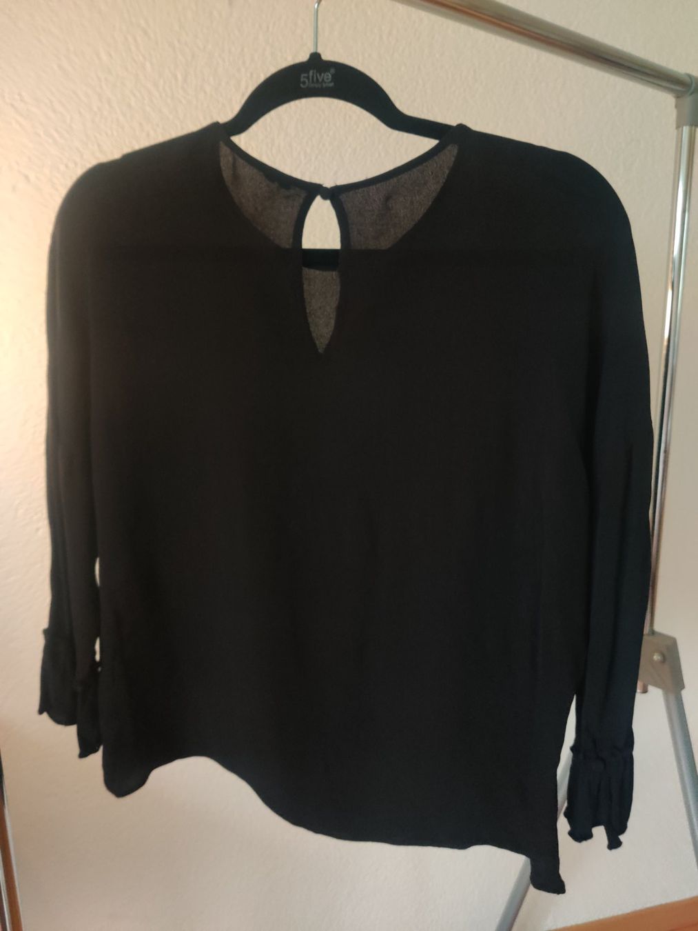 Camicette: Chemisier fluide noir taille M – Usato da Fribourg venduto da cou_v62j 1