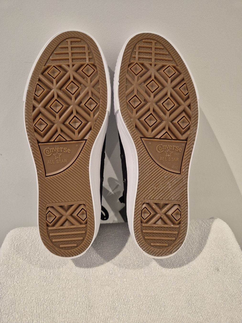 Converse Scarpe da uomo: Converse Chuck Taylor All Star 2 – Nuovo e nell'imballaggio originale da Weinfelden venduto da klein_suess_kompakt 2