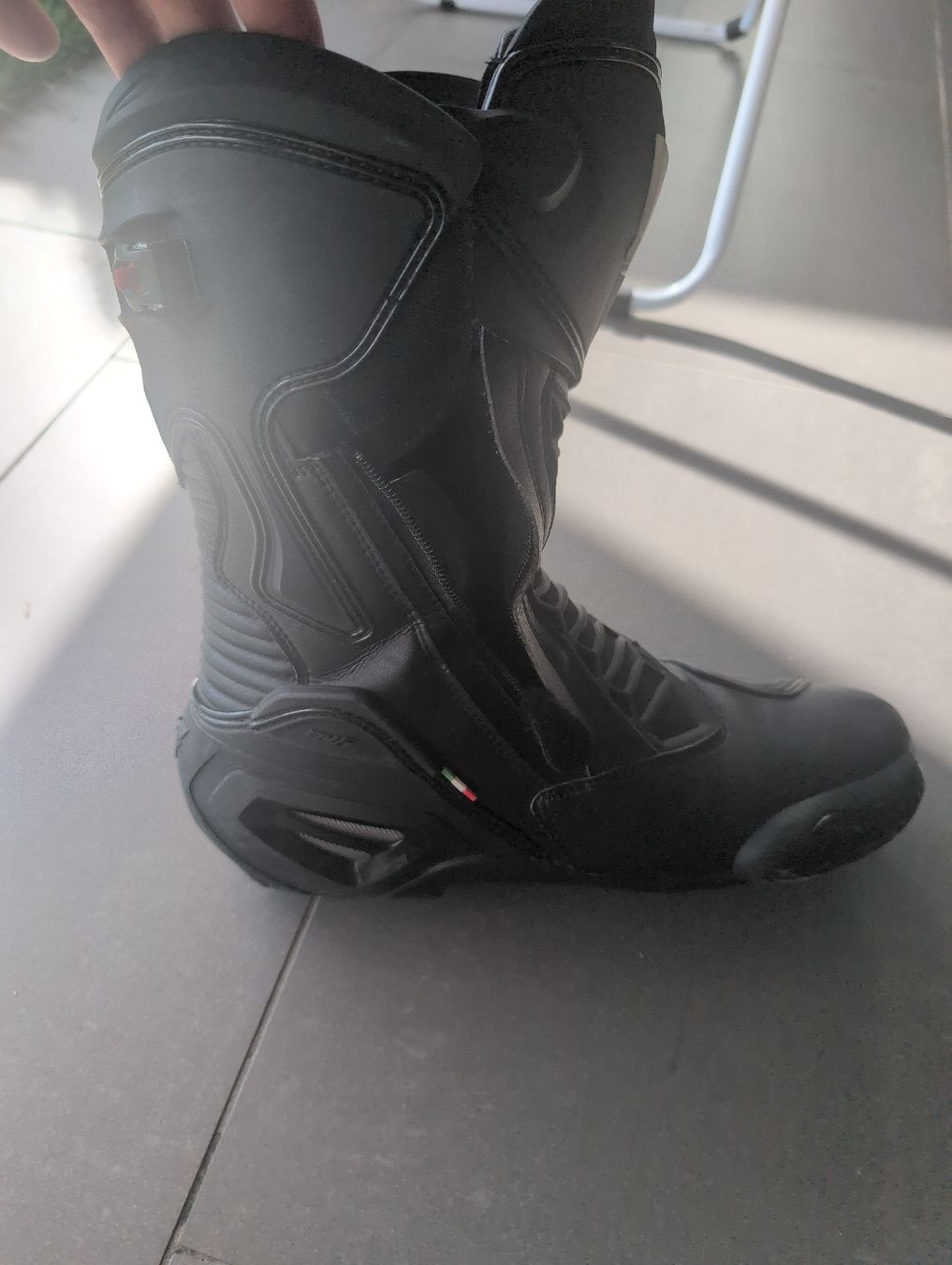 Scarpe da uomo: Motorradstiefel Grösse 46 Schwarz -Vanzcci – Usato da Mellingen venduto da Eloco 1