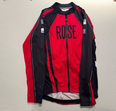 Velo Trikot Rose rot schwarz Grösse 152 guter Zustand
