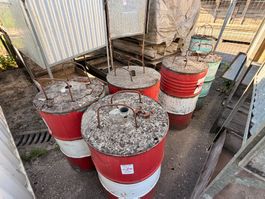 10 Fässer mit Beton gefüllt (Lot 624) 6017 Ruswil