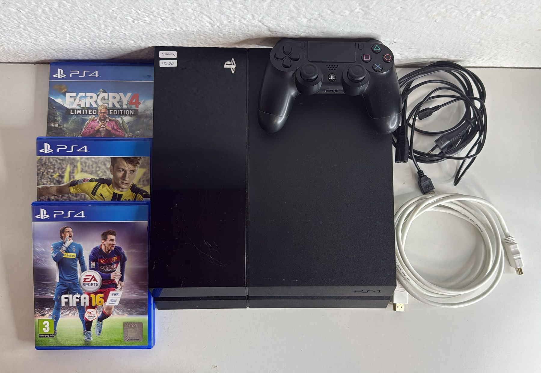 Sony Konsolen: Playstation 4 mit Spielen und Controller  – Gebraucht aus Ehrendingen von lax21 2