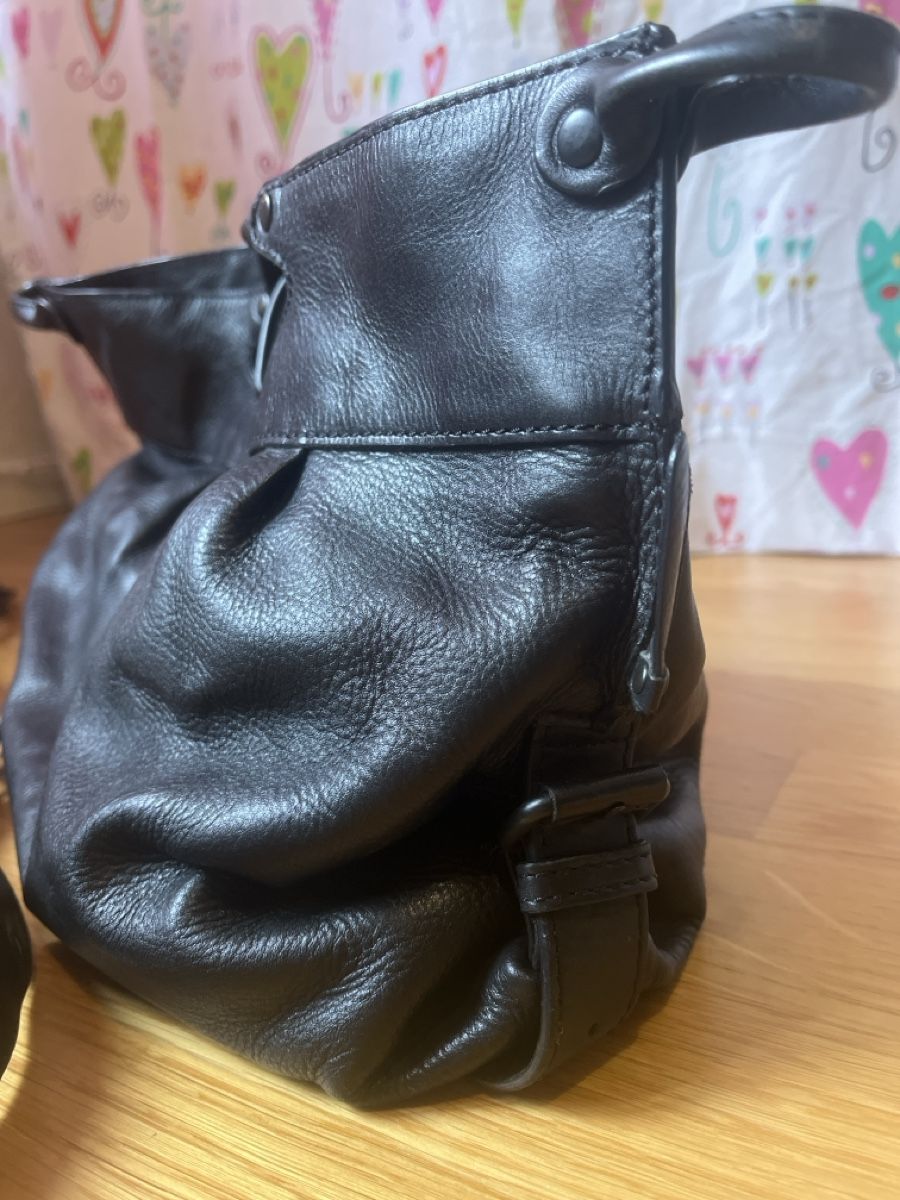Aunts & Uncles Borse da donna: Lederhandtasche aunts & uncles schwarz – Usato da Wahlen b. Laufen venduto da bec1007 1