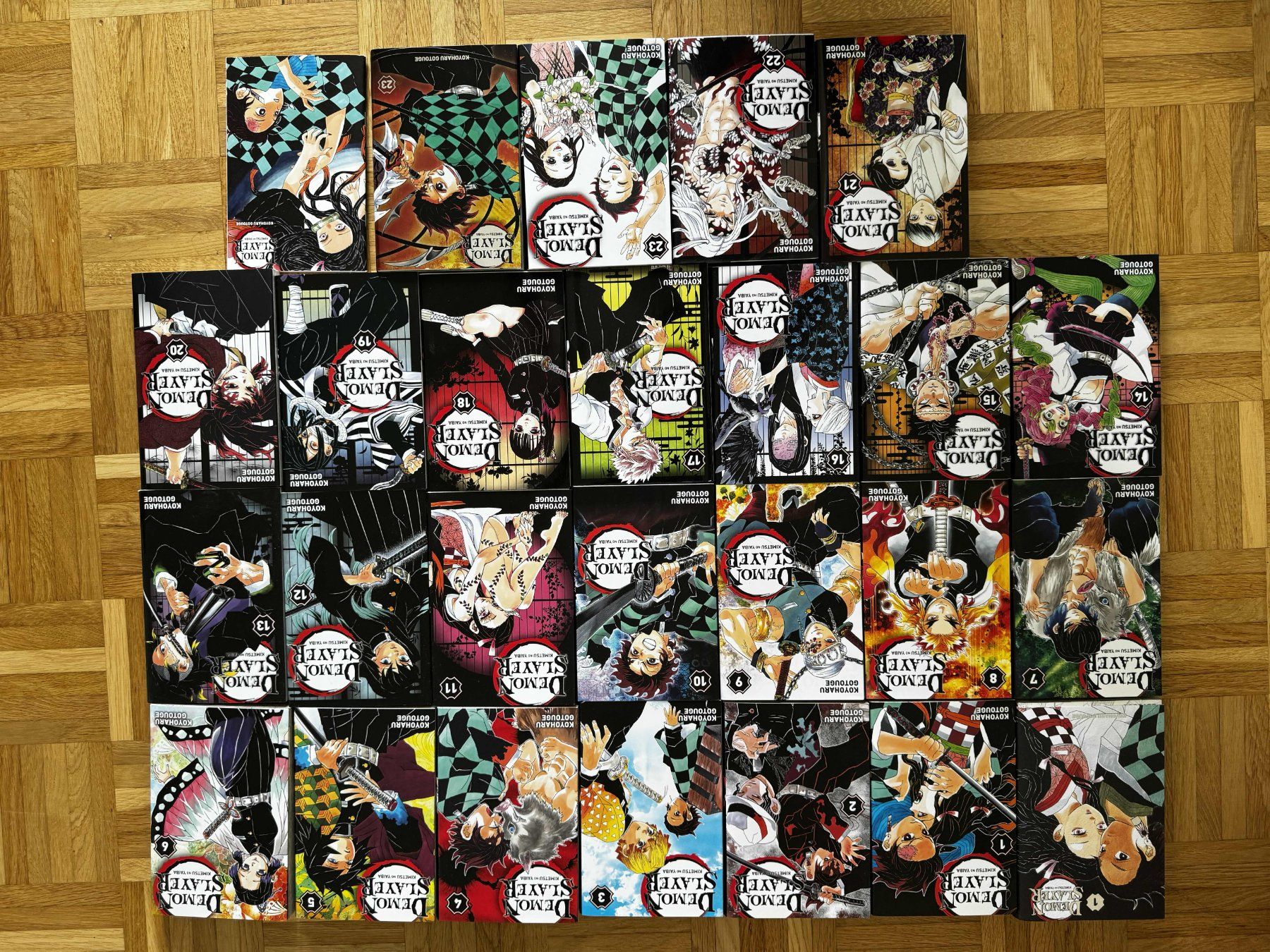 Comics: Demon Slayer collection complète mangas – Gebraucht aus Nyon von