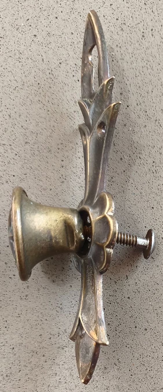 Quincaillerie: Jugendstil Türgriff aus Messing oder Bronze, defekt – D'occasion à Zürich par Tanteemma369 5