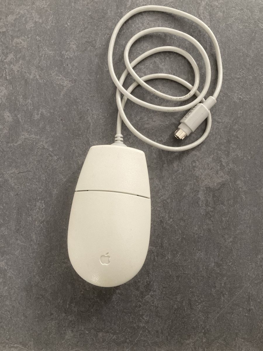 Apple Mouse: Apple Desktop Bus Mouse II, Vintage Maus – Usato da Bazenheid venduto da toolaholic