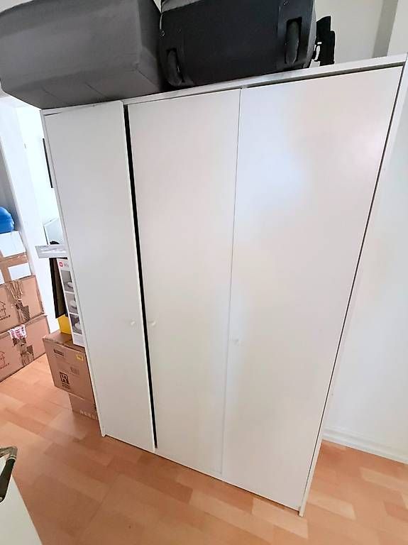 Schränke: KLEPPSTAD IKEA WARDAROBE – Gebraucht aus Zürich von pao_nlw6 1