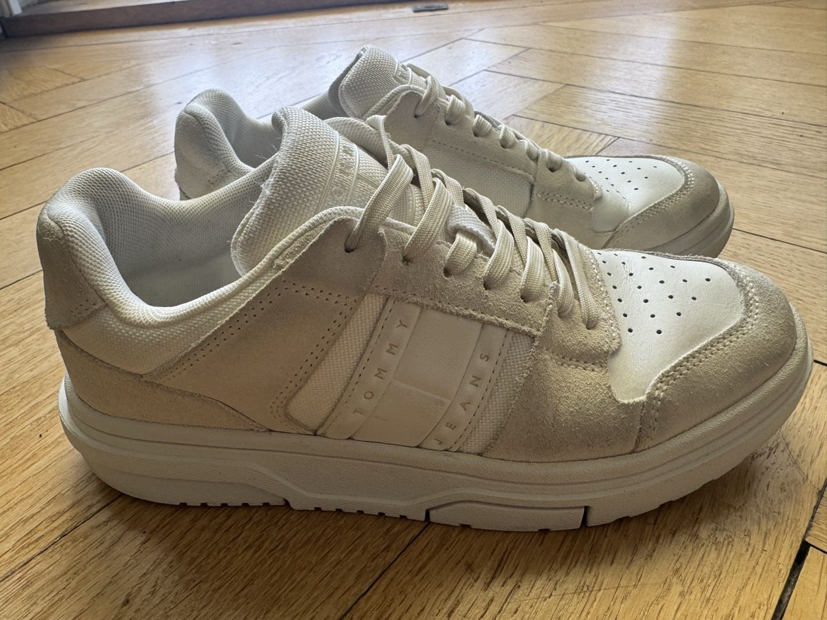 Tommy Hilfiger Chaussures hommes: Tommy Hilfiger Sneaker Gr.38 – D'occasion à Bern par AussieVS