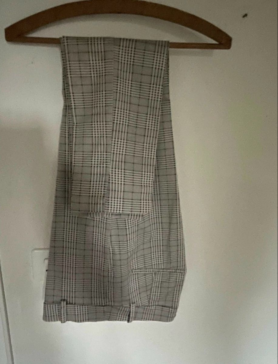 Hosen: HOSE GRÖSSE M/38 – Gebraucht aus Dübendorf von ali_g7p8