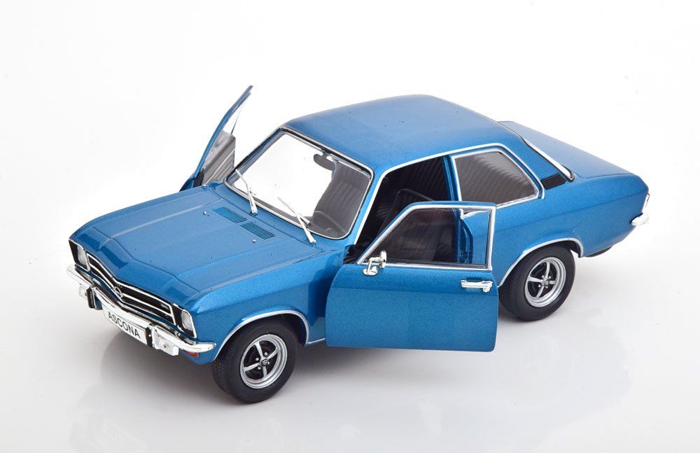 Miniature Voiture Collection 1/24 – Opel Ascona 1.9 SR 1975 – Portes Ouvrantes Par Ixo Pour Hachette