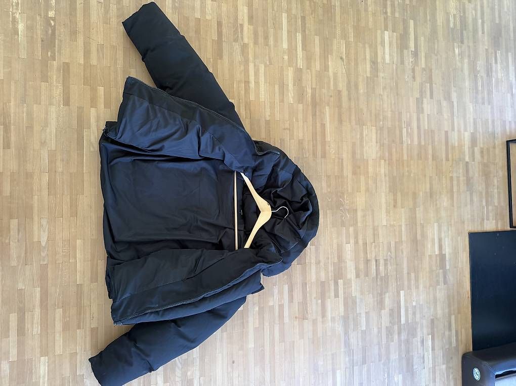 Vestes: Eightyfive Winterjacke/Pufferjacke Grösse M  – D'occasion à Kestenholz par aaron.valentin 2