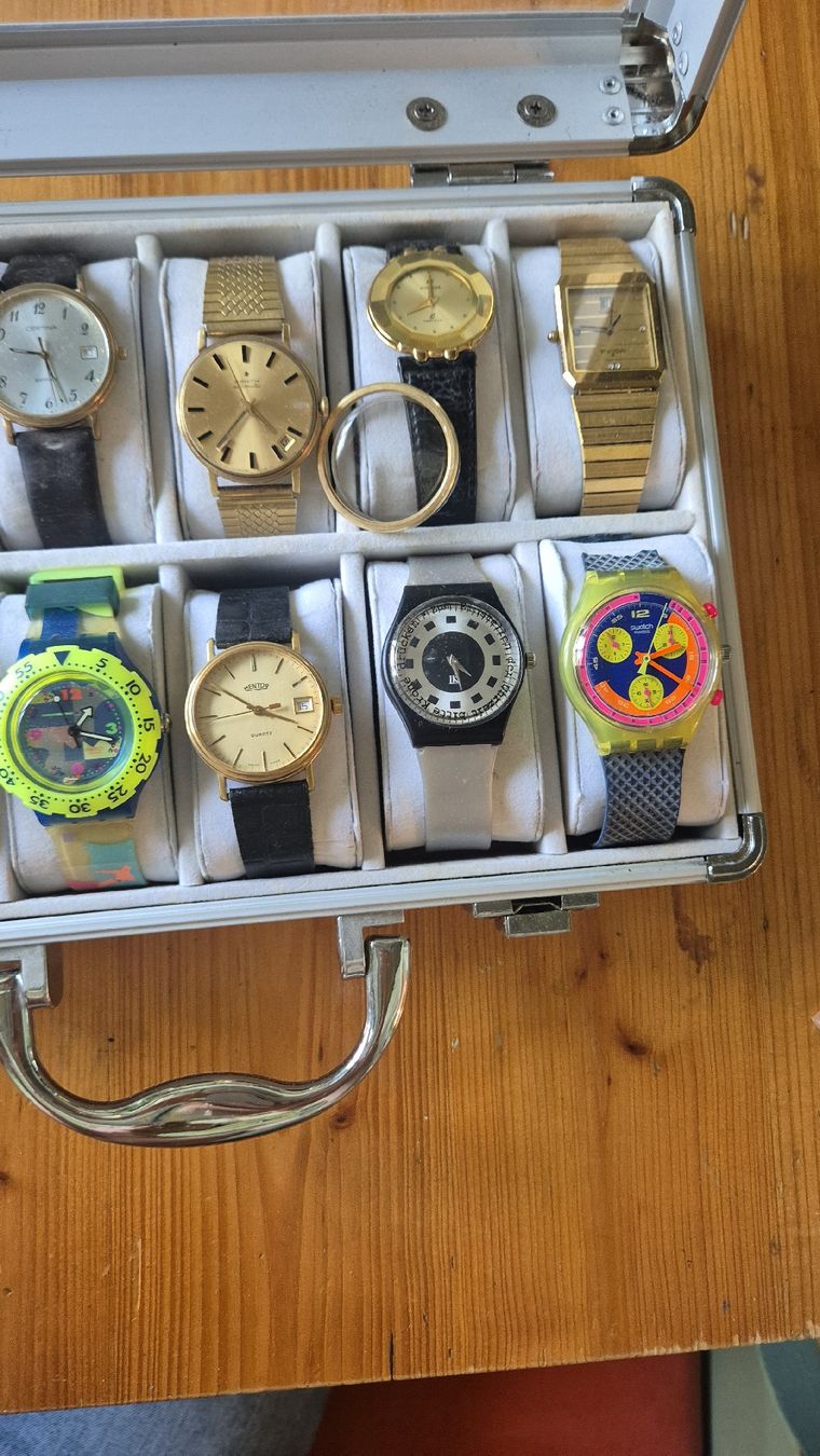 Orologi: Div. Uhren mit kasten – Usato da Solothurn venduto da Rugeli13 1