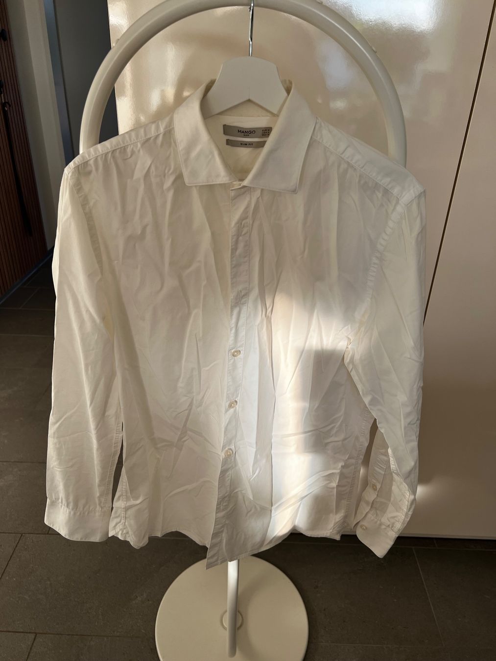 Mango Camicie: Weisses Hemd Mango – Usato da Oberwil-Lieli venduto da Jo-Ke