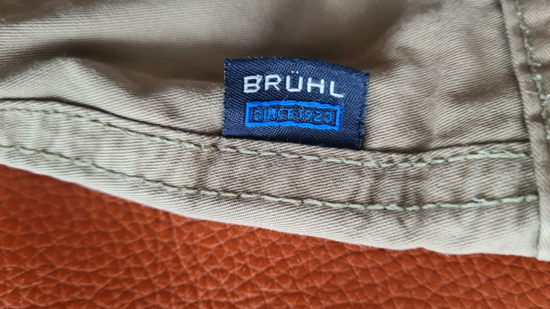 Pantaloni: Shorts Brühl Grösse 6/7 XL – Usato da Zürich venduto da Agios 3