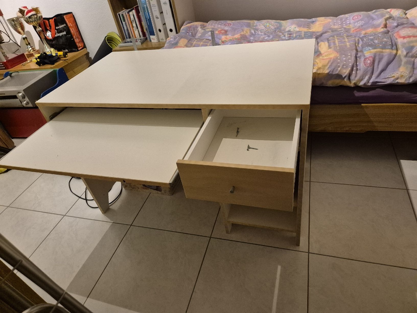 Scrivanie: Bürotisch Kinder Büro Tisch – Usato da Wasterkingen venduto da mimi964 3