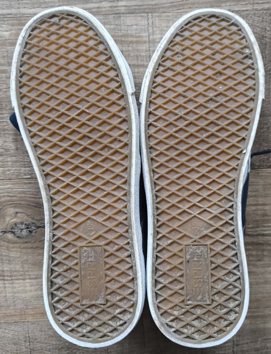 Esprit Schuhe für Jungen: Halbschuhe von ESPRIT Gr. 39 – Gebraucht aus Oberwil-Lieli von Atom17 3