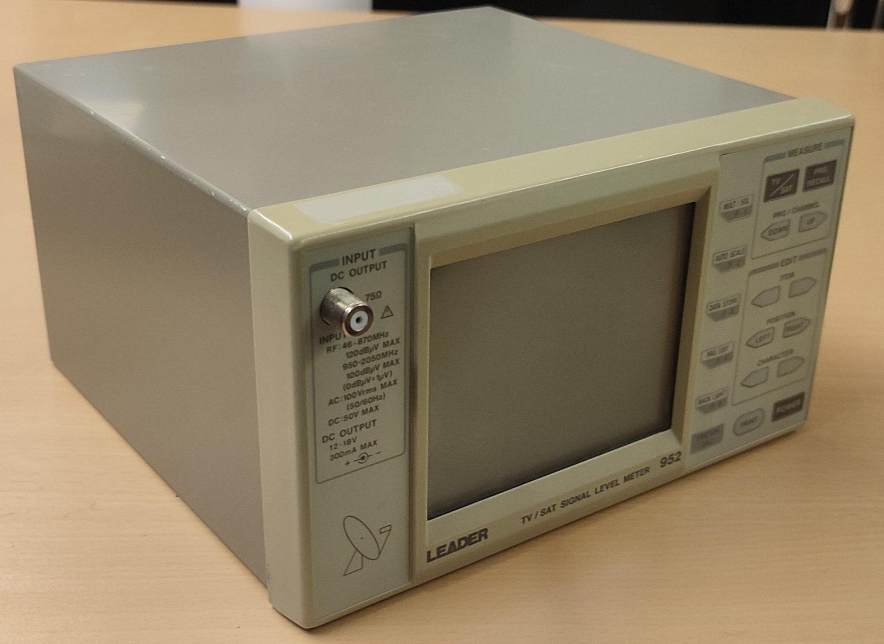 Misurare: Leader 952 - TV-Sat Signal Level Meter – Usato da Zürich venduto da Sherman 2