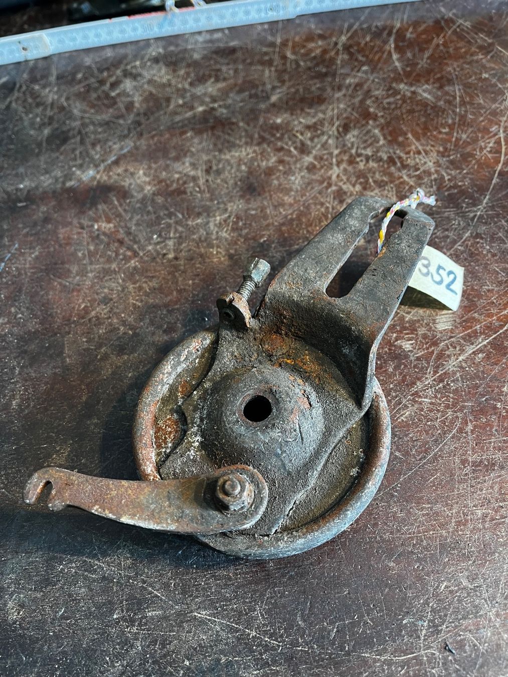 Sachs Parti ricambio per ciclomotori: Sachs Mofa Bremsankerplatte – Usato da Fahrni b. Thun venduto da berger_tuning34 1