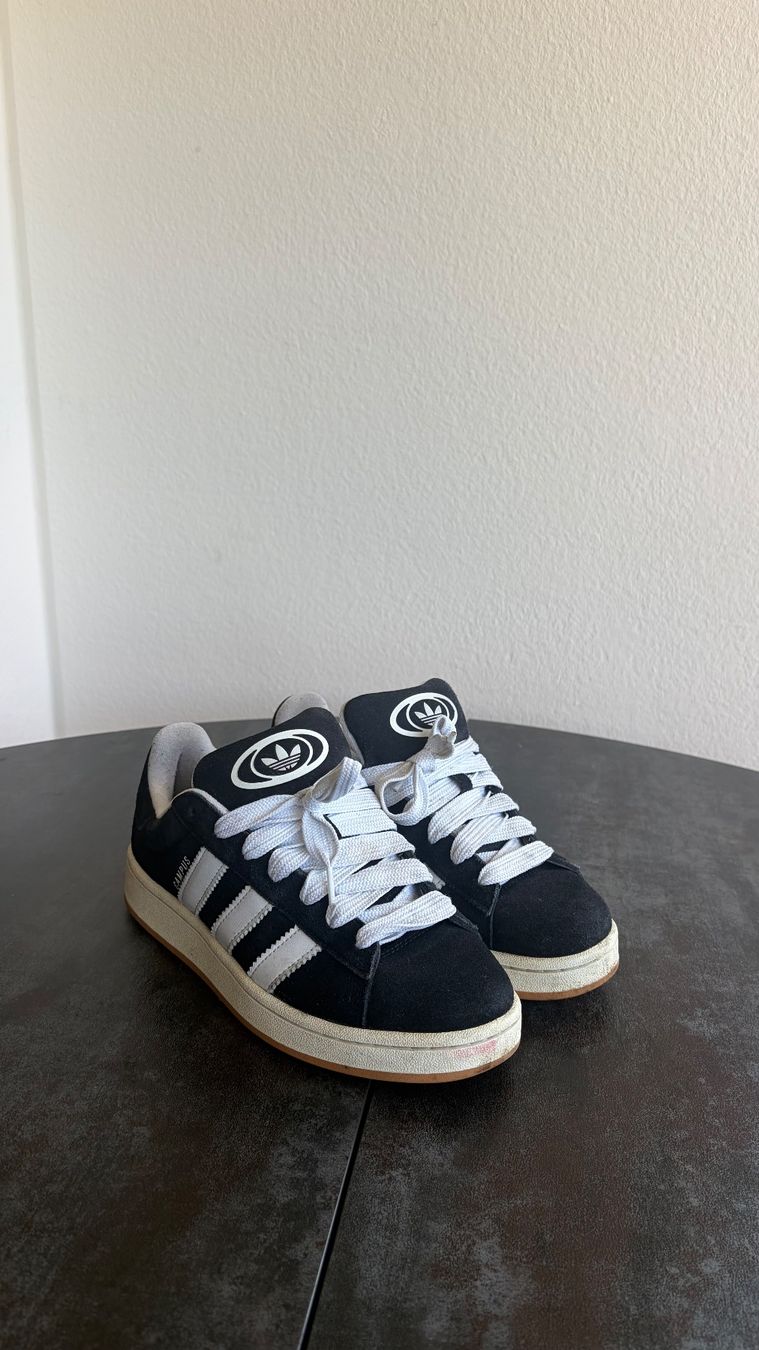 Adidas Herrenschuhe: Adidas Campus Schwarz Weiss Sneaker Gr. 42 – Gebraucht aus Zürich von mat_bcg2