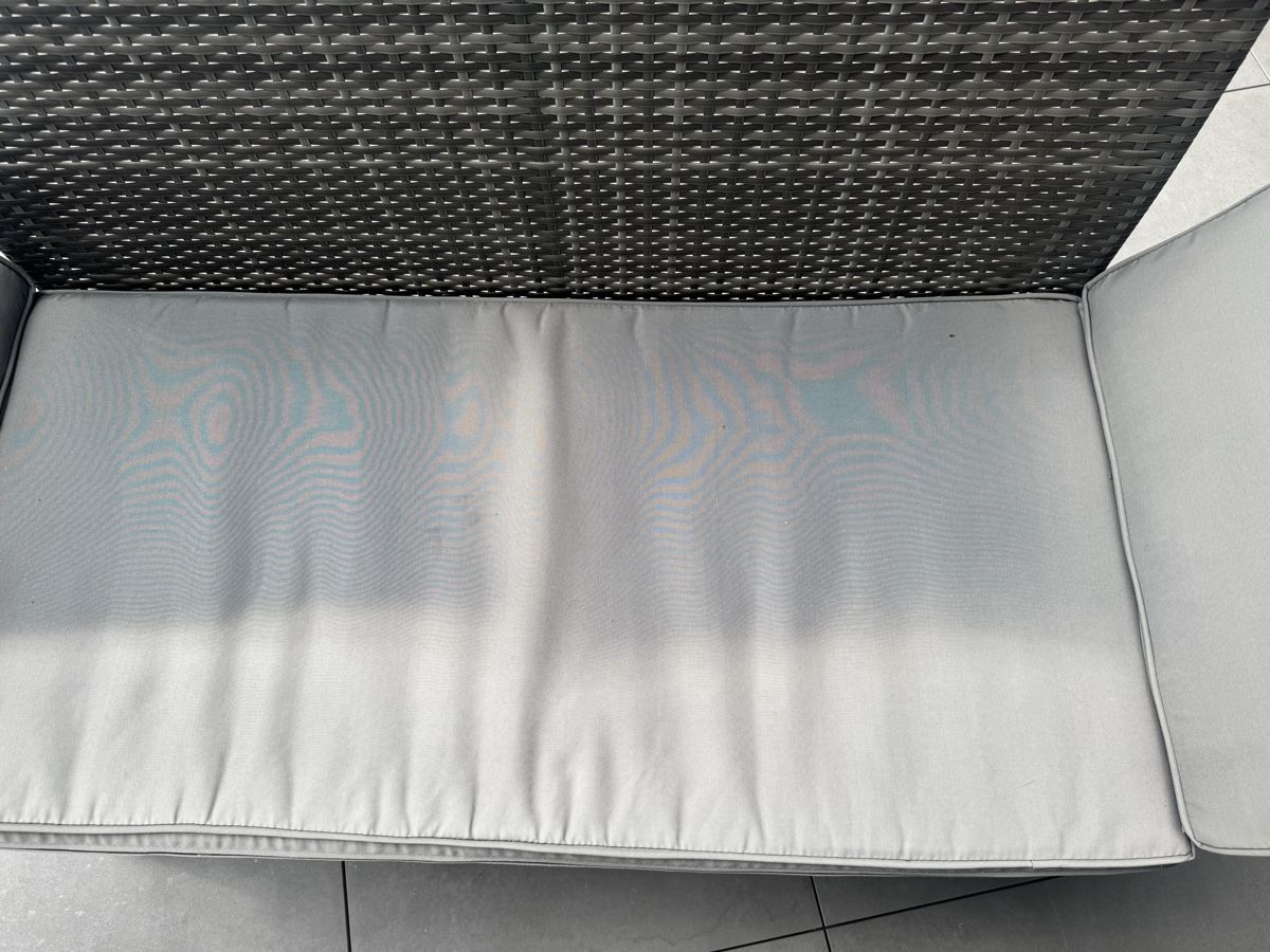 Sofas: 2er Lounge, Polyrattan, guter Zustand – Gebraucht aus Brugg AG von JerryG. 3