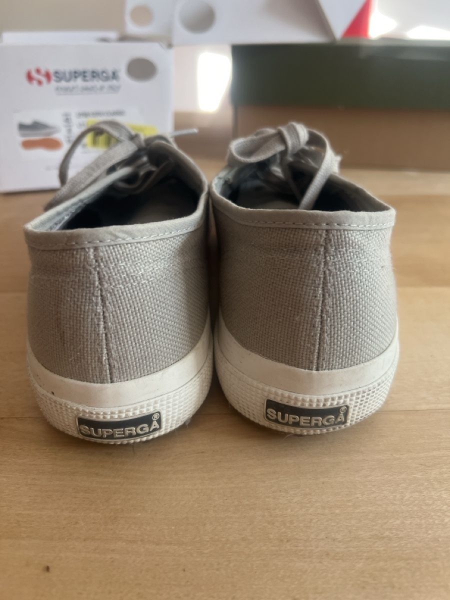 Superga Scarpe da donna: Superga Schuhe in Grösse 41 – Usato da Allschwil venduto da Fabienne0124 3