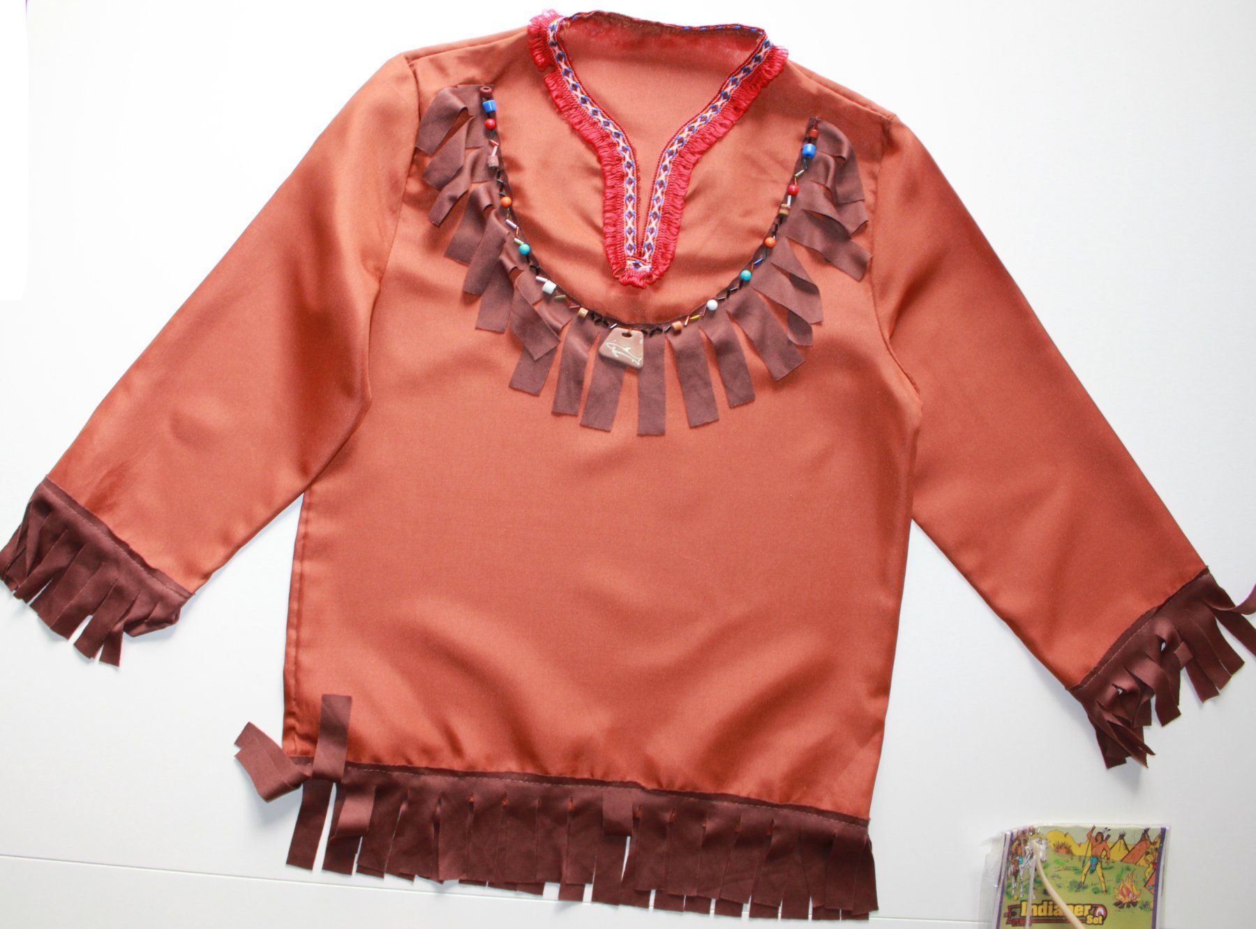 Kostüme: Costume Indien / Indianer t. 128 – Gebraucht aus Peseux von CoolShoping 3