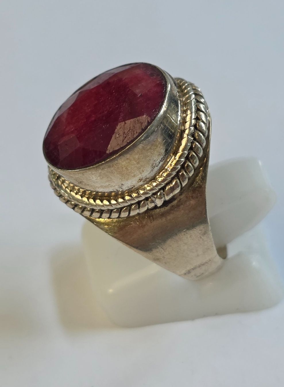 Ringe: Ring Silber mit grossem roten Rubin Grösse 57 – Neu (gemäss Beschreibung) aus Zürich von ben_mn5h 5