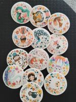 Lot d'utocollants ronds illustrés divers motifs neufs