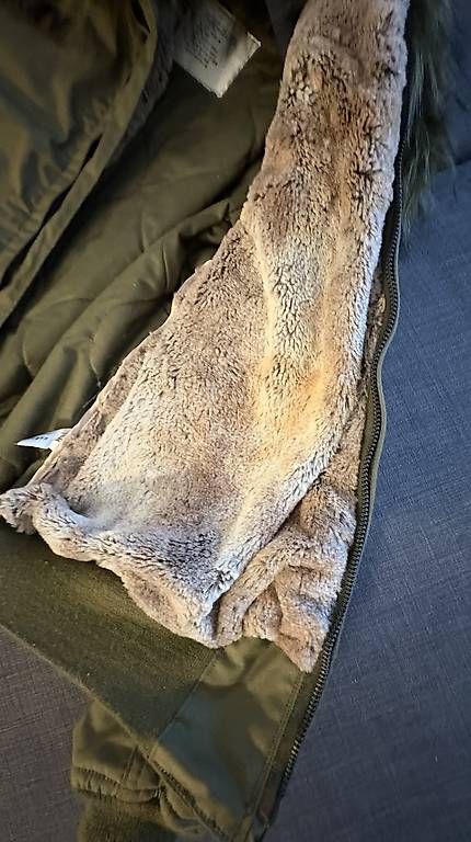 Jacken: Giacca invernale – Gebraucht aus massagno von sof_fx2q 1
