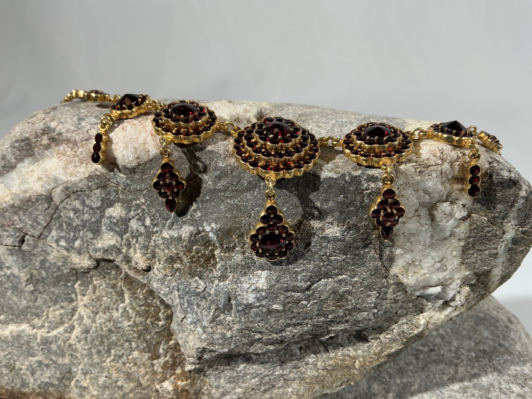 Anelli: BÖHMISCHER GRANATSCHMUCK Halskette und Ring – Nuovo (secondo la descrizione) da Richterswil venduto da Restwert_Richterswil 5